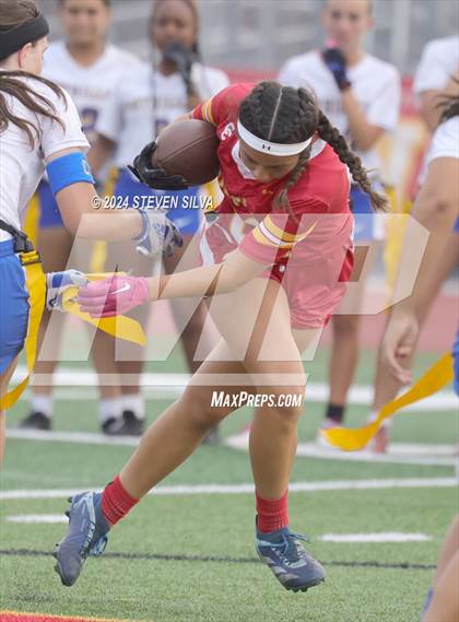 Thumbnail 3 in Grossmont vs. Cathedral Catholic (Honor Bowl) photogallery.