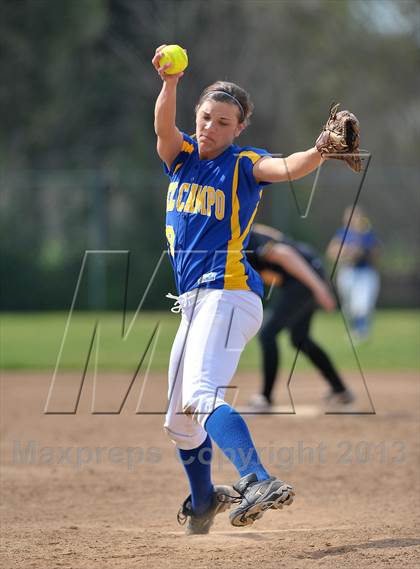 Thumbnail 3 in Del Campo vs. Galena (Victory Pre-Season T.O.C.) photogallery.