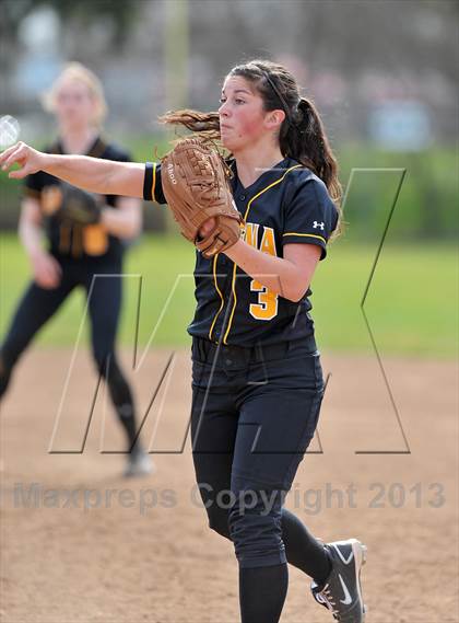 Thumbnail 3 in Del Campo vs. Galena (Victory Pre-Season T.O.C.) photogallery.