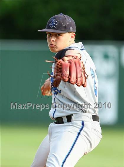 Thumbnail 2 in Maypearl vs Sunnyvale (Texas 2A Region ll Playoffs) photogallery.