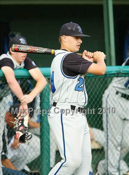 Thumbnail 3 in Maypearl vs Sunnyvale (Texas 2A Region ll Playoffs) photogallery.