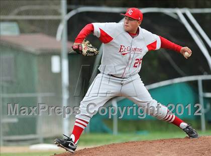 Thumbnail 1 in El Camino @ Carlmont photogallery.