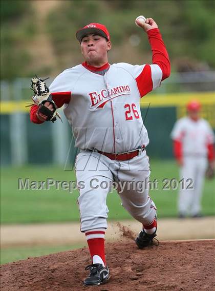Thumbnail 3 in El Camino @ Carlmont photogallery.