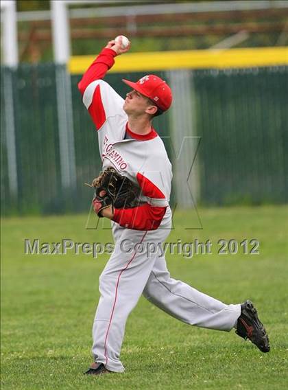 Thumbnail 2 in El Camino @ Carlmont photogallery.