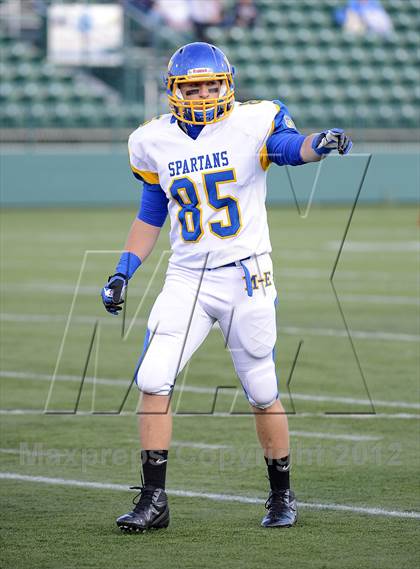Thumbnail 3 in Maine-Endwell vs. Alden (NYSPHSAA Class B Semifinal) photogallery.