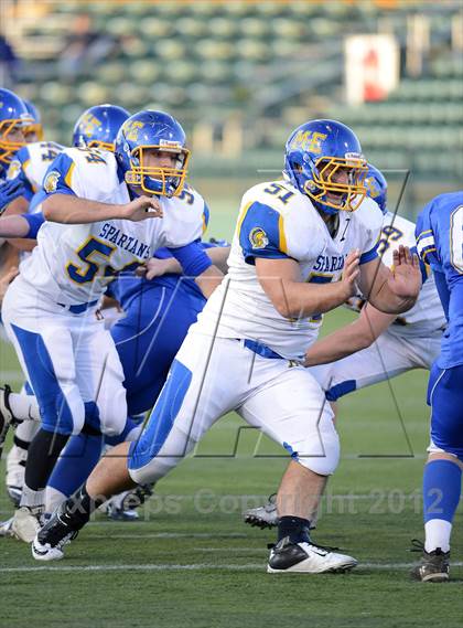 Thumbnail 3 in Maine-Endwell vs. Alden (NYSPHSAA Class B Semifinal) photogallery.