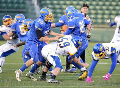 Thumbnail 3 in Maine-Endwell vs. Alden (NYSPHSAA Class B Semifinal) photogallery.
