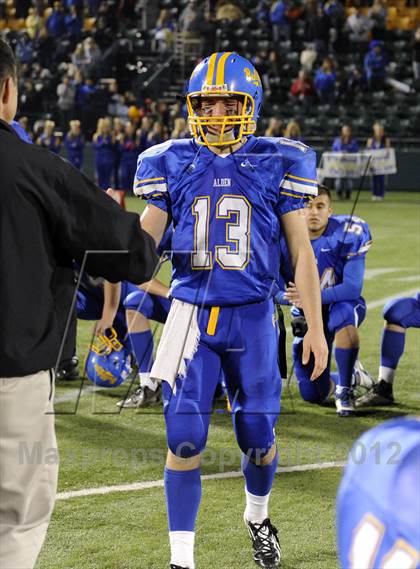 Thumbnail 3 in Maine-Endwell vs. Alden (NYSPHSAA Class B Semifinal) photogallery.