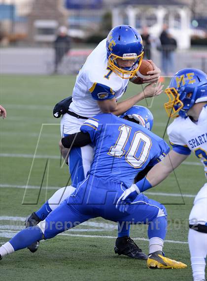 Thumbnail 3 in Maine-Endwell vs. Alden (NYSPHSAA Class B Semifinal) photogallery.