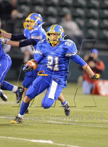 Thumbnail 2 in Maine-Endwell vs. Alden (NYSPHSAA Class B Semifinal) photogallery.