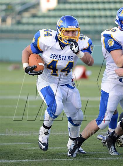 Thumbnail 3 in Maine-Endwell vs. Alden (NYSPHSAA Class B Semifinal) photogallery.