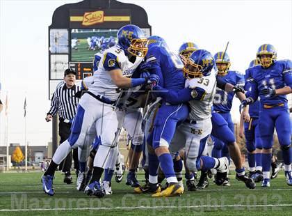 Thumbnail 2 in Maine-Endwell vs. Alden (NYSPHSAA Class B Semifinal) photogallery.