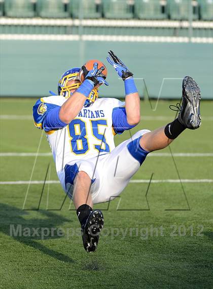 Thumbnail 3 in Maine-Endwell vs. Alden (NYSPHSAA Class B Semifinal) photogallery.