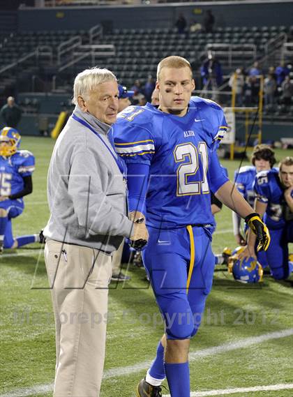 Thumbnail 1 in Maine-Endwell vs. Alden (NYSPHSAA Class B Semifinal) photogallery.