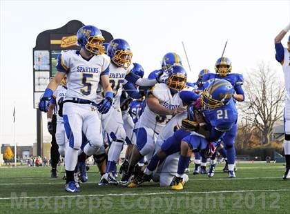 Thumbnail 2 in Maine-Endwell vs. Alden (NYSPHSAA Class B Semifinal) photogallery.