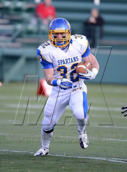 Thumbnail 1 in Maine-Endwell vs. Alden (NYSPHSAA Class B Semifinal) photogallery.