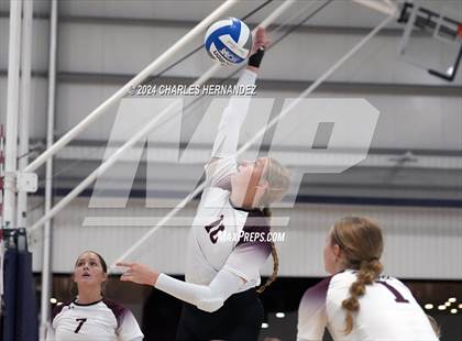 Thumbnail 2 in Riesel vs. Round Top-Carmine (Legends Invitational) photogallery.