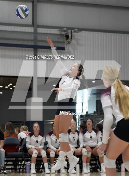 Thumbnail 3 in Riesel vs. Round Top-Carmine (Legends Invitational) photogallery.
