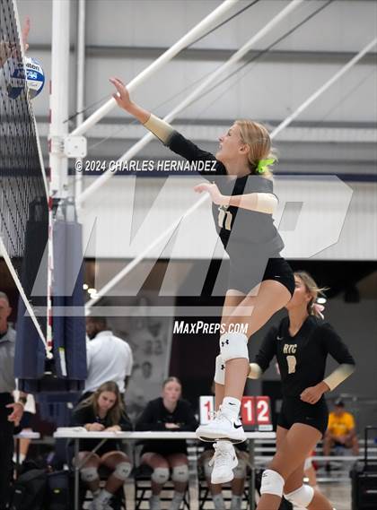 Thumbnail 3 in Riesel vs. Round Top-Carmine (Legends Invitational) photogallery.