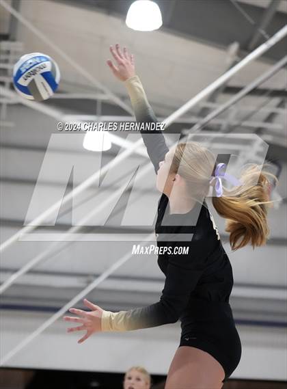 Thumbnail 1 in Riesel vs. Round Top-Carmine (Legends Invitational) photogallery.