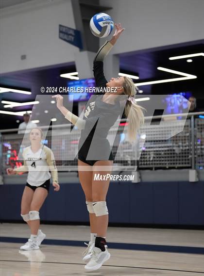Thumbnail 3 in Riesel vs. Round Top-Carmine (Legends Invitational) photogallery.