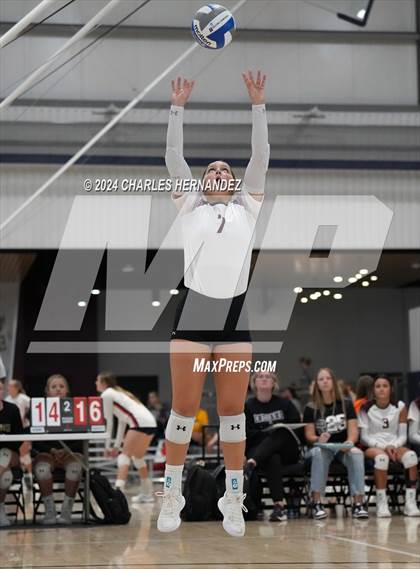Thumbnail 1 in Riesel vs. Round Top-Carmine (Legends Invitational) photogallery.