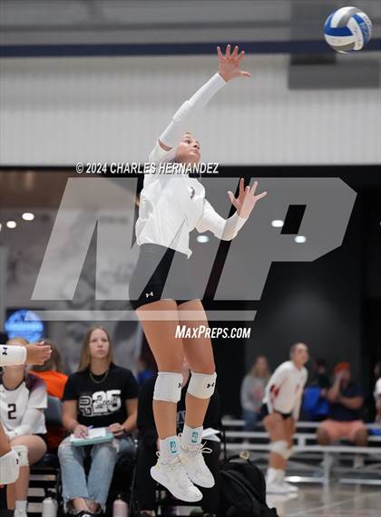 Thumbnail 1 in Riesel vs. Round Top-Carmine (Legends Invitational) photogallery.