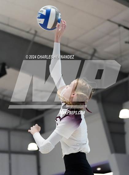Thumbnail 1 in Riesel vs. Round Top-Carmine (Legends Invitational) photogallery.