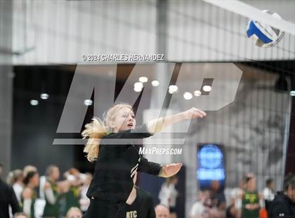 Thumbnail 1 in Riesel vs. Round Top-Carmine (Legends Invitational) photogallery.
