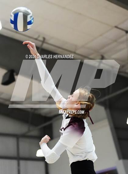 Thumbnail 2 in Riesel vs. Round Top-Carmine (Legends Invitational) photogallery.