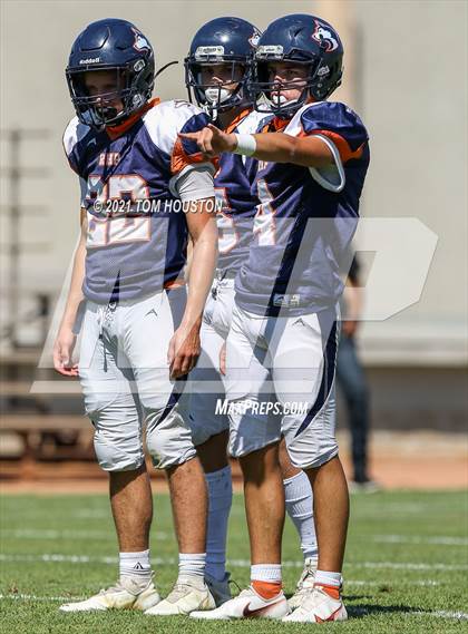 Thumbnail 1 in Rolling Hills Prep @ Lutheran photogallery.
