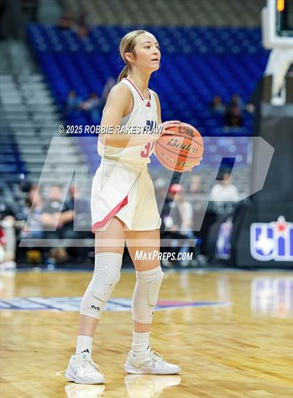 Thumbnail 3 in Fairfield vs. Jim Ned (UIL 3A Basketball Division I Final) photogallery.