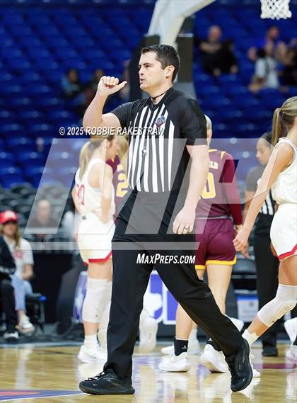 Thumbnail 1 in Fairfield vs. Jim Ned (UIL 3A Basketball Division I Final) photogallery.
