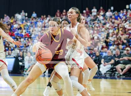 Thumbnail 2 in Fairfield vs. Jim Ned (UIL 3A Basketball Division I Final) photogallery.