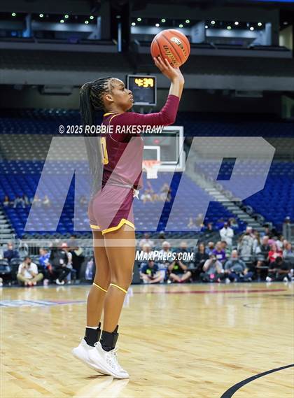 Thumbnail 2 in Fairfield vs. Jim Ned (UIL 3A Basketball Division I Final) photogallery.
