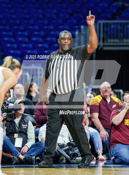 Thumbnail 1 in Fairfield vs. Jim Ned (UIL 3A Basketball Division I Final) photogallery.