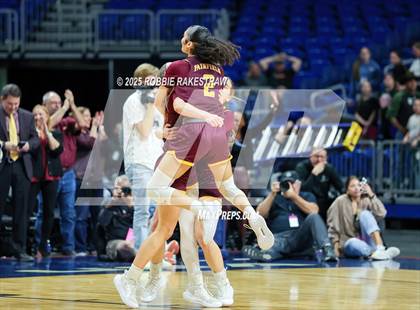 Thumbnail 2 in Fairfield vs. Jim Ned (UIL 3A Basketball Division I Final) photogallery.
