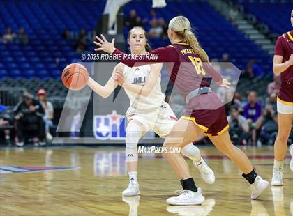 Thumbnail 1 in Fairfield vs. Jim Ned (UIL 3A Basketball Division I Final) photogallery.