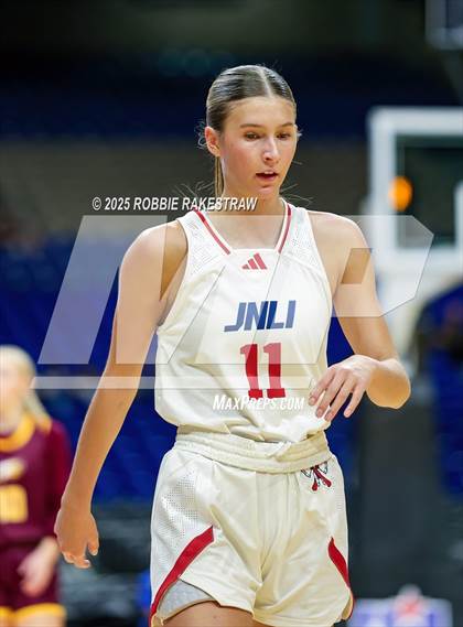 Thumbnail 1 in Fairfield vs. Jim Ned (UIL 3A Basketball Division I Final) photogallery.