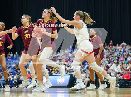Thumbnail 3 in Fairfield vs. Jim Ned (UIL 3A Basketball Division I Final) photogallery.