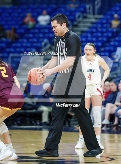 Thumbnail 3 in Fairfield vs. Jim Ned (UIL 3A Basketball Division I Final) photogallery.