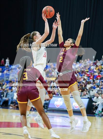 Thumbnail 3 in Fairfield vs. Jim Ned (UIL 3A Basketball Division I Final) photogallery.