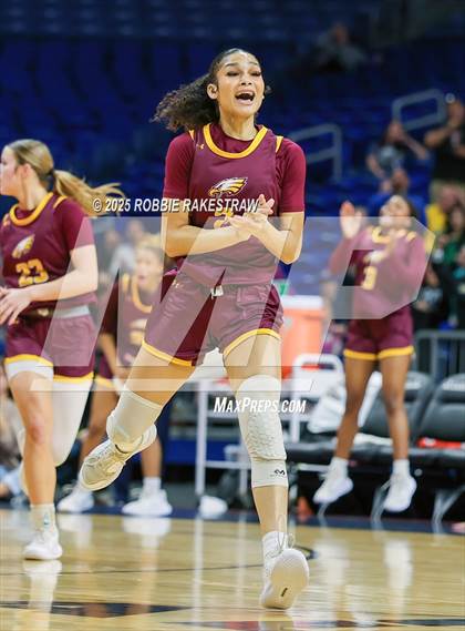 Thumbnail 3 in Fairfield vs. Jim Ned (UIL 3A Basketball Division I Final) photogallery.