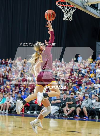 Thumbnail 3 in Fairfield vs. Jim Ned (UIL 3A Basketball Division I Final) photogallery.