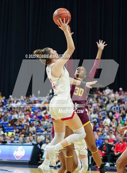 Thumbnail 3 in Fairfield vs. Jim Ned (UIL 3A Basketball Division I Final) photogallery.