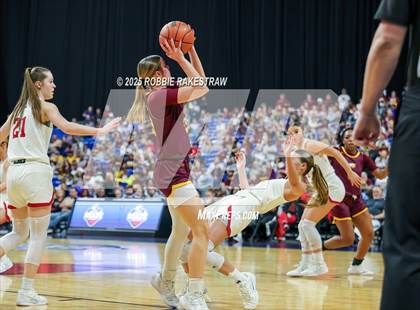 Thumbnail 3 in Fairfield vs. Jim Ned (UIL 3A Basketball Division I Final) photogallery.
