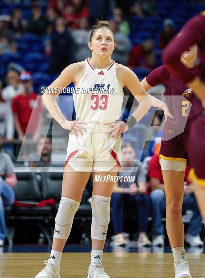 Thumbnail 1 in Fairfield vs. Jim Ned (UIL 3A Basketball Division I Final) photogallery.
