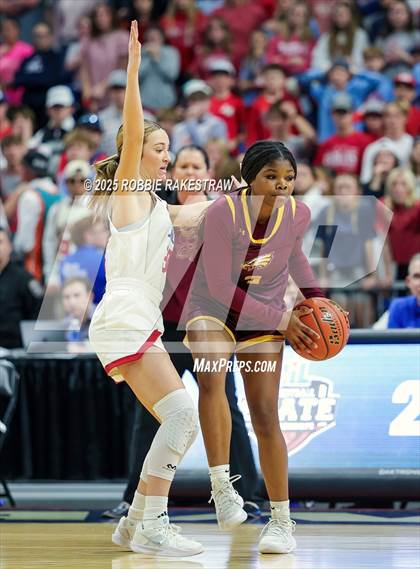 Thumbnail 2 in Fairfield vs. Jim Ned (UIL 3A Basketball Division I Final) photogallery.