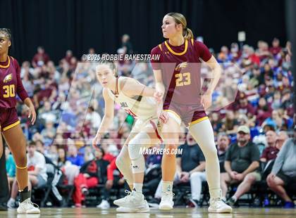 Thumbnail 2 in Fairfield vs. Jim Ned (UIL 3A Basketball Division I Final) photogallery.