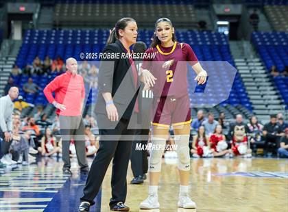 Thumbnail 2 in Fairfield vs. Jim Ned (UIL 3A Basketball Division I Final) photogallery.